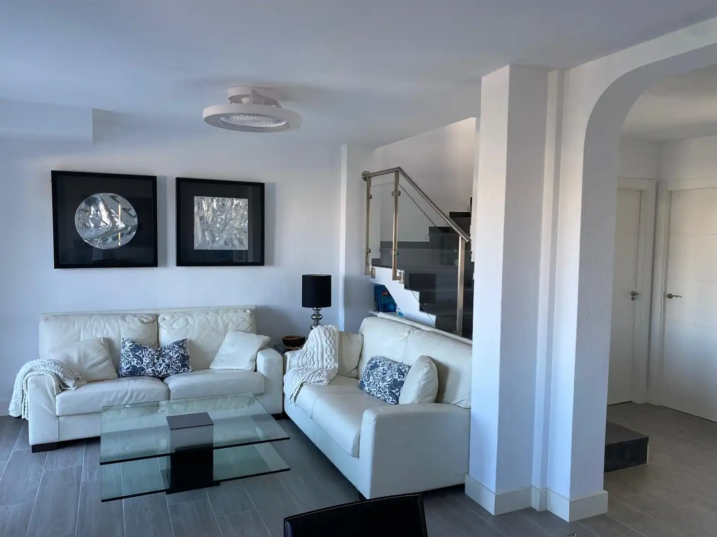 Sala d'estar de Dúplex en venda en La Manga del Mar Menor amb Aire condicionat, Calefacció i Jardí privat
