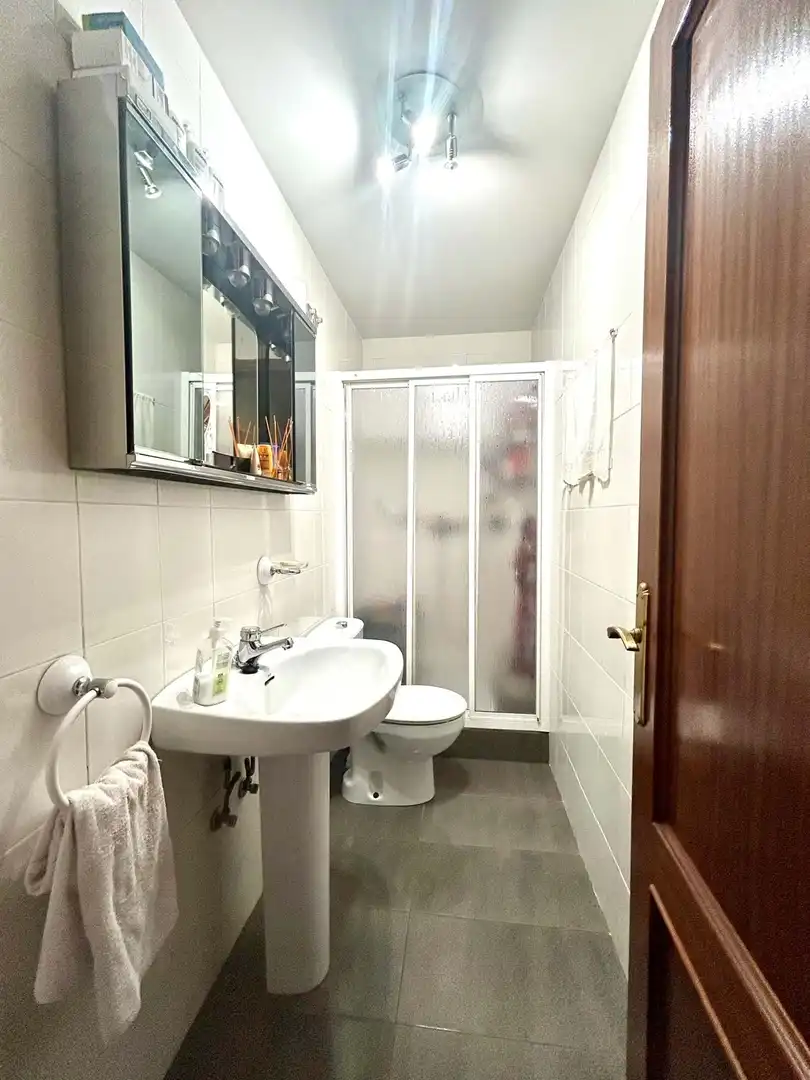 Bathroom of Houses for sale in Santovenia de la Valdoncina  with Heating and Terrace