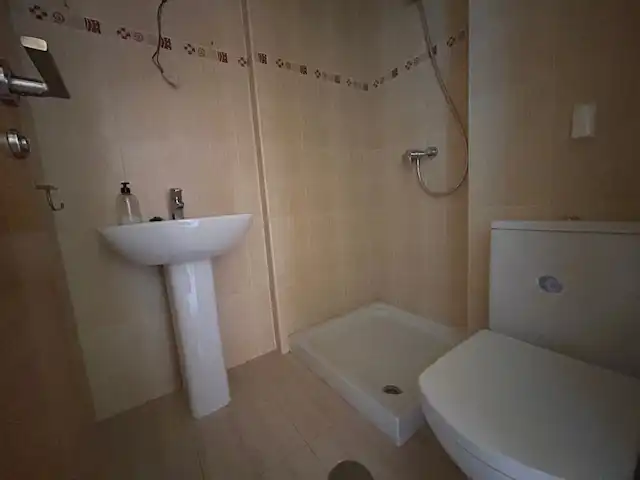 Bathroom of Flat for rent in Barreiros  with Heating, Parquet flooring and Terrace