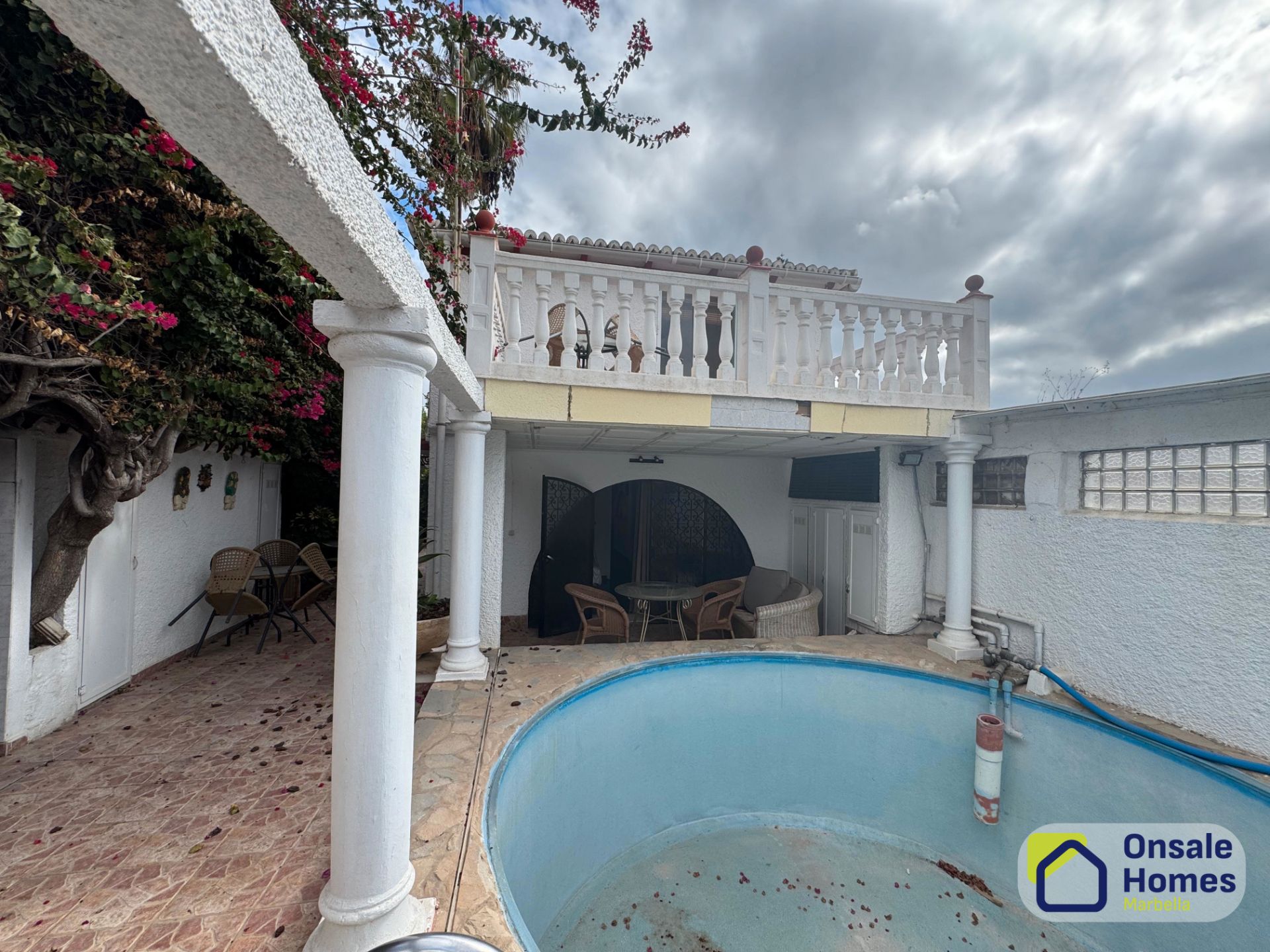 Swimming pool of House or chalet for sale in Marbella  with Private garden, Terrace and Storage room