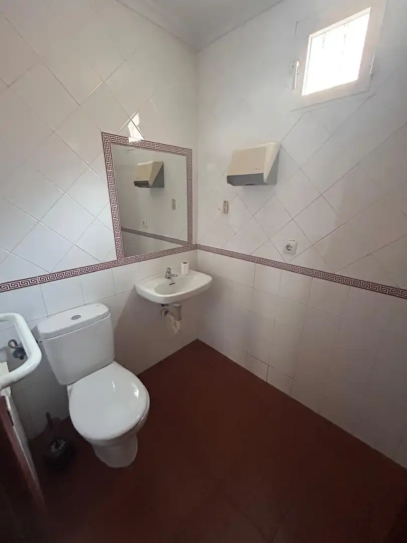 Local comercial en venta en Poniente-Sur, imagen 8