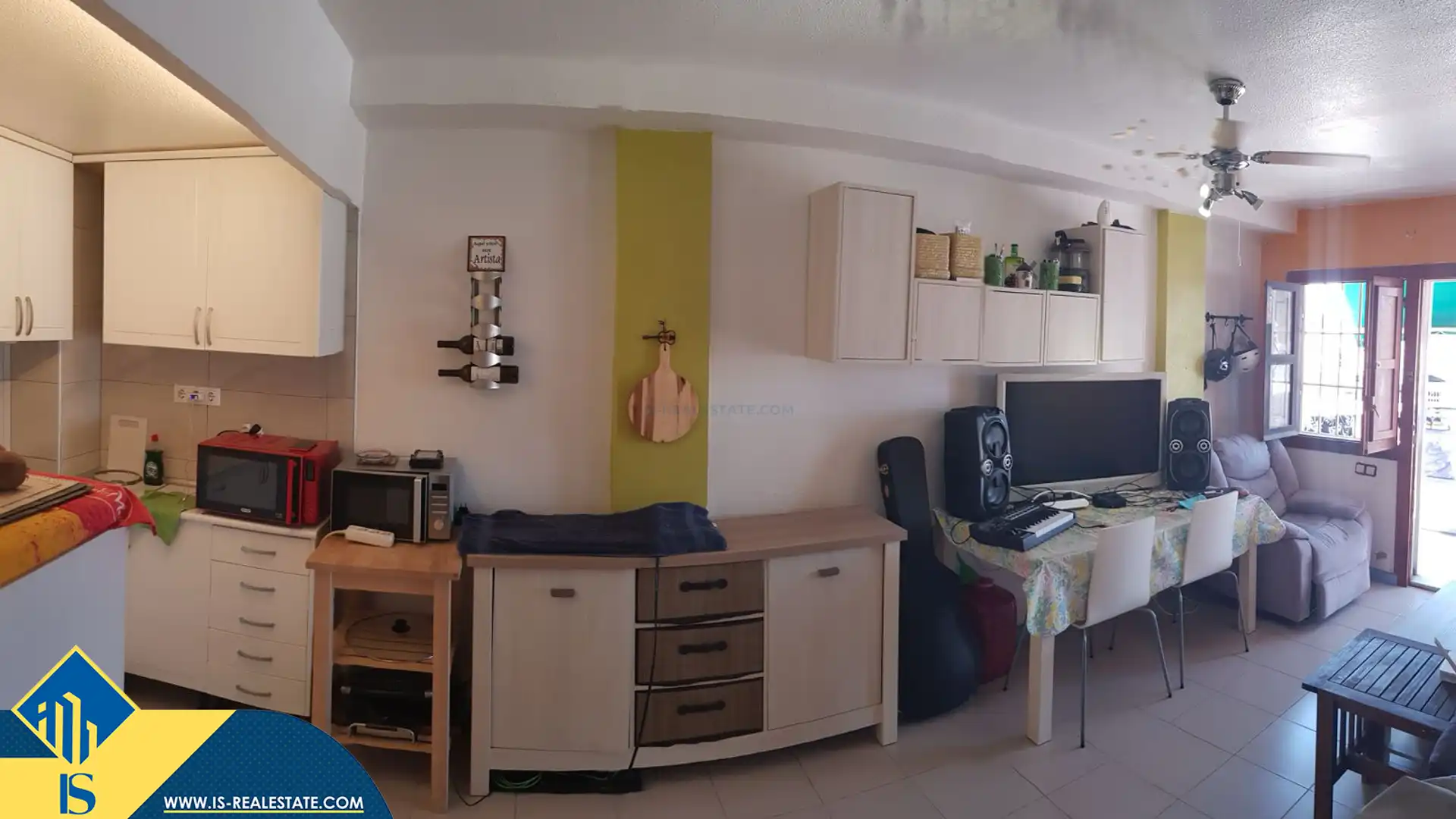 Sala de estar de Apartamento en venta en Torrevieja con Calefacción, Terraza y Amueblado