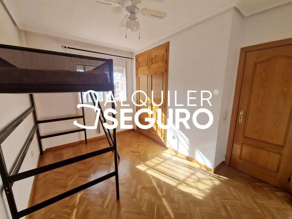 Schlafzimmer von Haus oder Chalet zur Miete in Fuenlabrada mit Heizung, Terrasse und Abstellraum