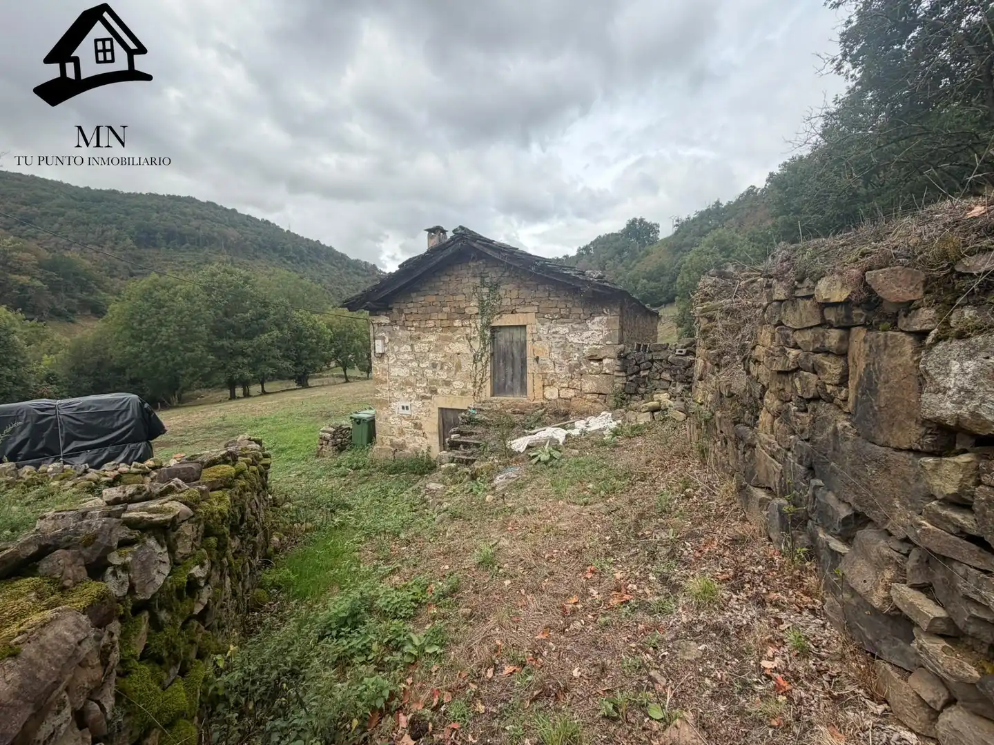 Casa rústica en venta en Vega de Pas