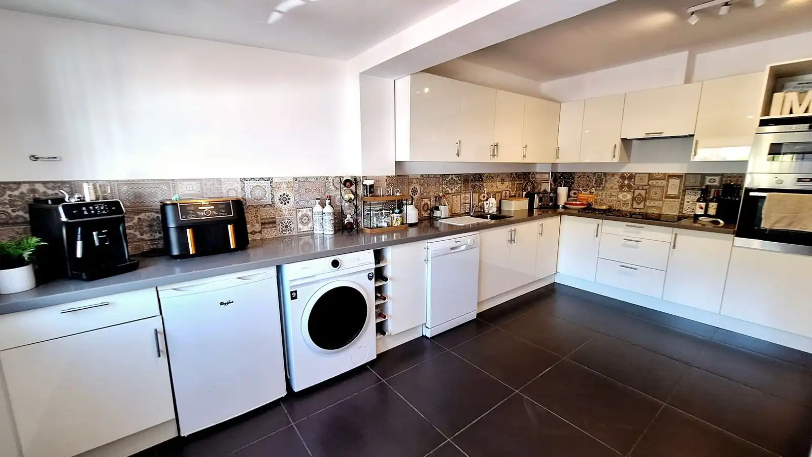 Cocina de Casa adosada en venta en Manilva con Aire acondicionado, Terraza y TV