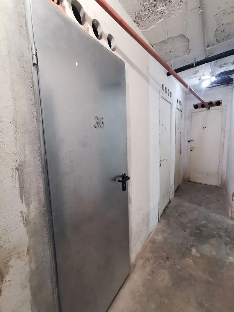 Piso en venta en L'Escala con Terraza, Trastero y Amueblado