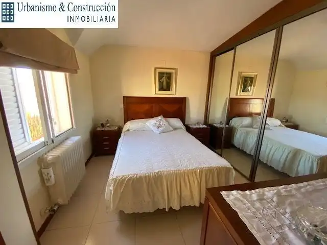 Bedroom of Attic for sale in Ciudad Real  with Air Conditioner, Heating and Private garden