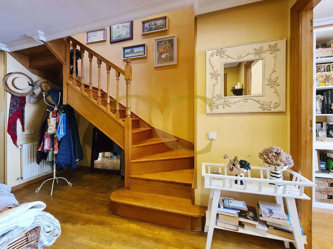 Maisonette zum Verkauf in Gijón  mit Heizung und Terrasse