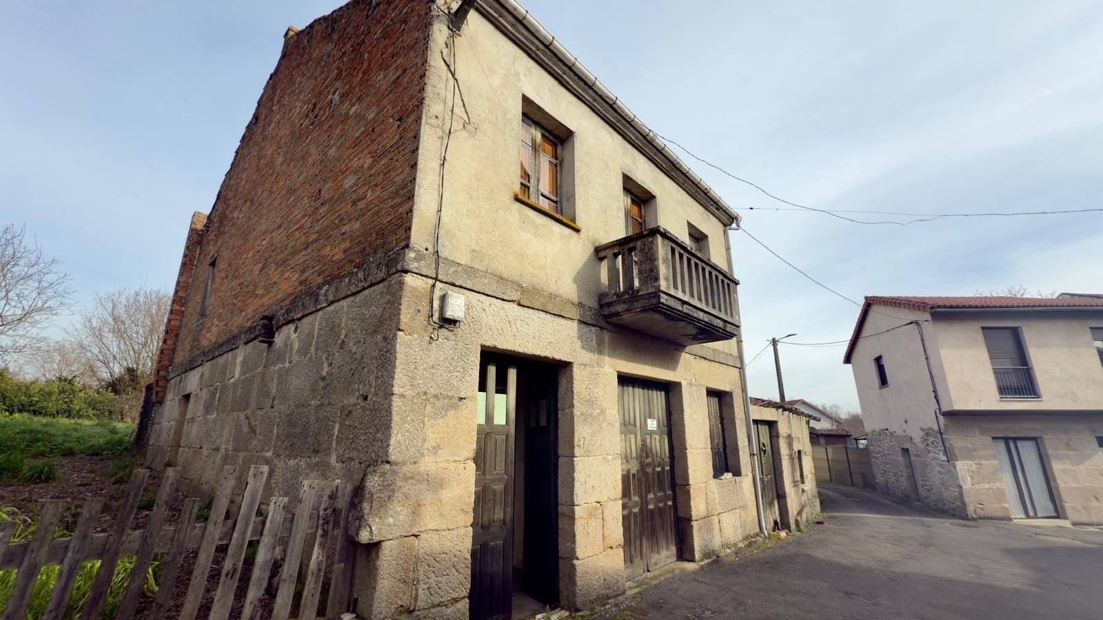 Exterior view of House or chalet for sale in Maside  with Terrace, Storage room and Balcony