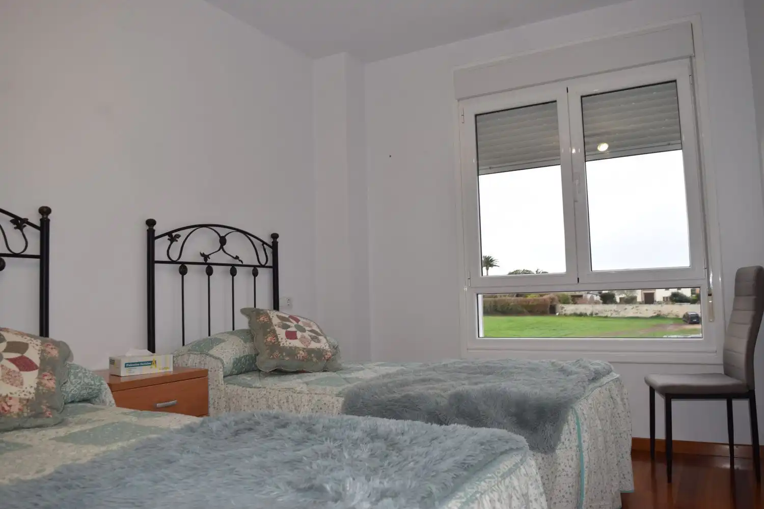 Bedroom of Flat for sale in El Franco 