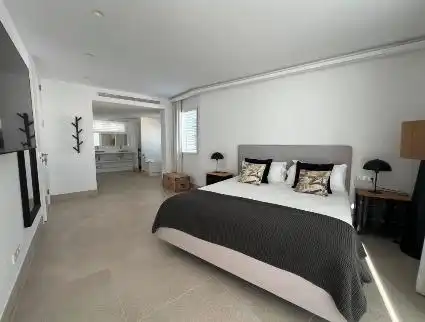 Schlafzimmer von Haus oder Chalet zur Miete in Santa Eulària des Riu mit Klimaanlage, Terrasse und Schwimmbad