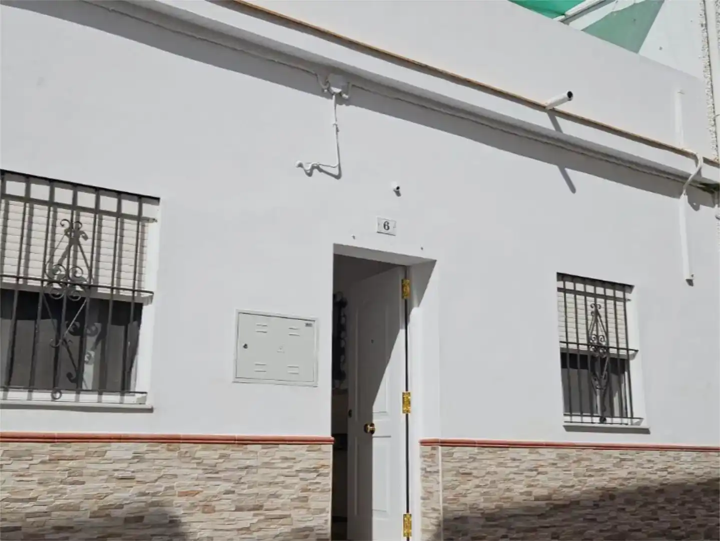 Exterior view of Detached homes for rent in Chipiona  with Air Conditioner