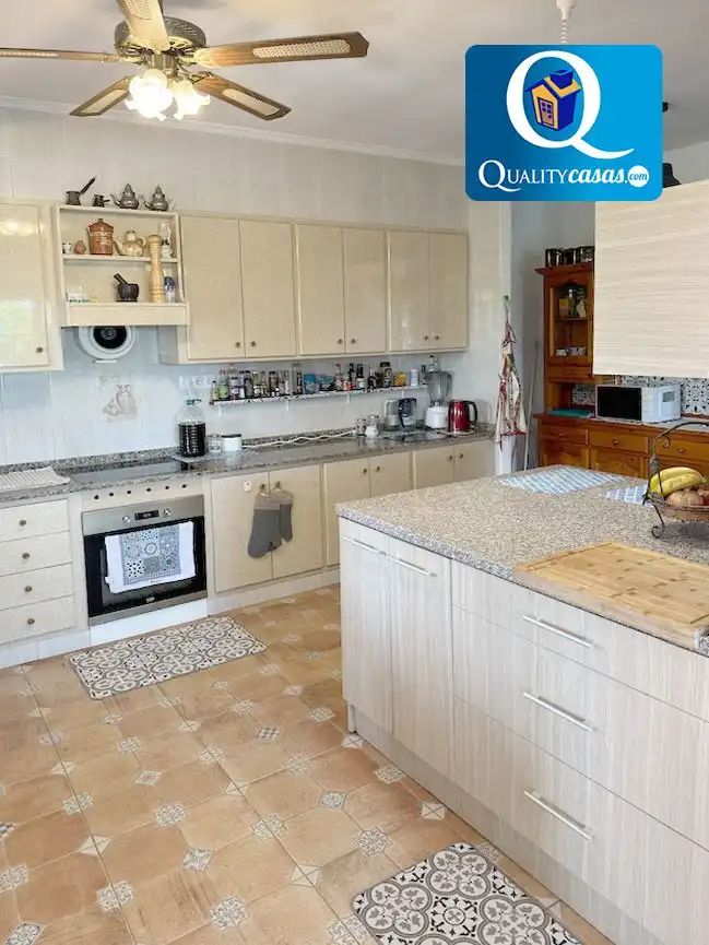 Cuina de Casa o xalet en venda en Elche / Elx amb Aire condicionat, Calefacció i Terrassa