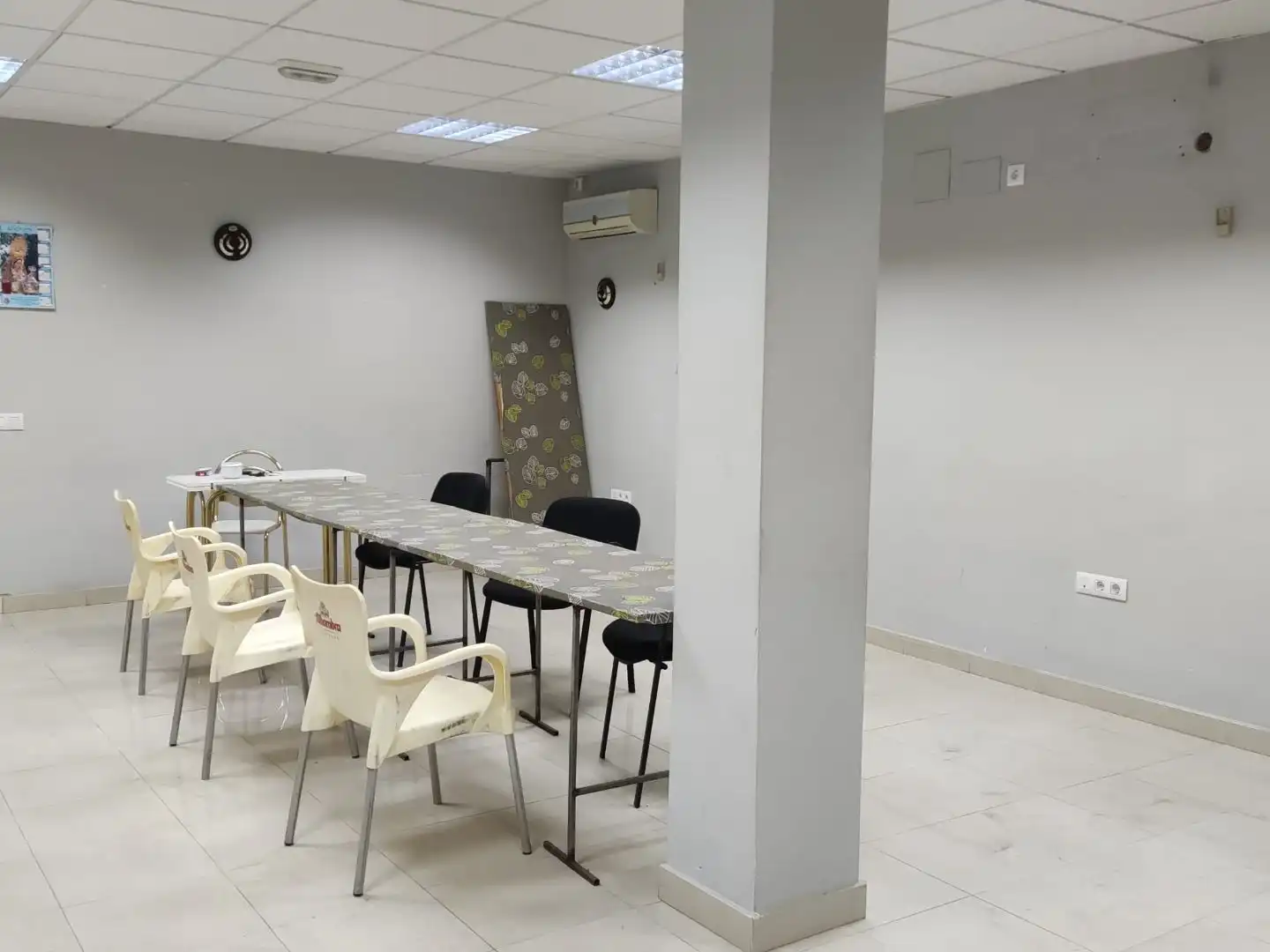 Oficina de lloguer en Burguillos amb Aire condicionat