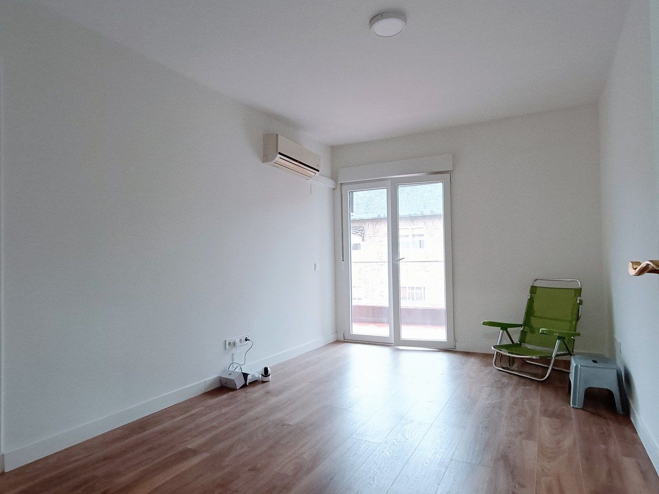 Bedroom of Flat to rent in  Madrid Capital  with Air Conditioner, Heating and Terrace