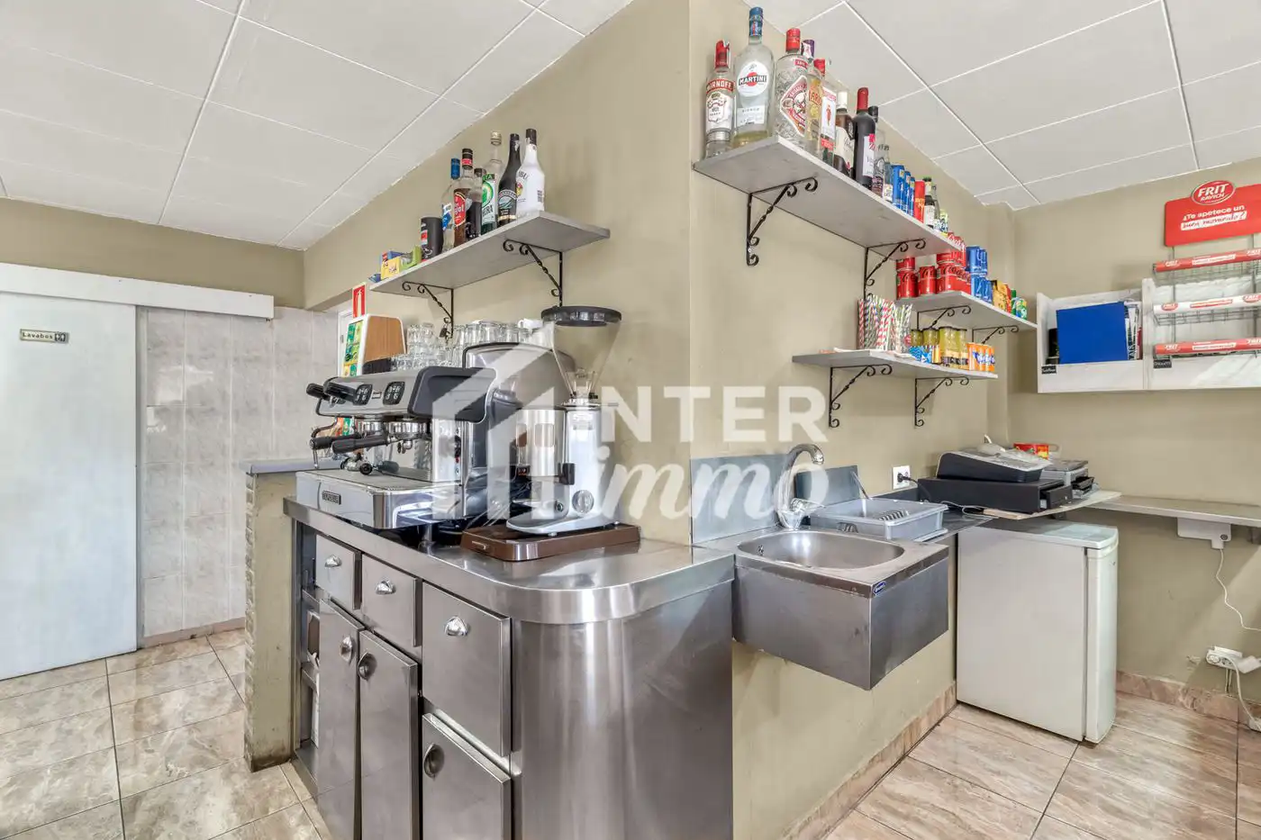 Local comercial en venda a Carrer PAU CASALS 2, imagen 9