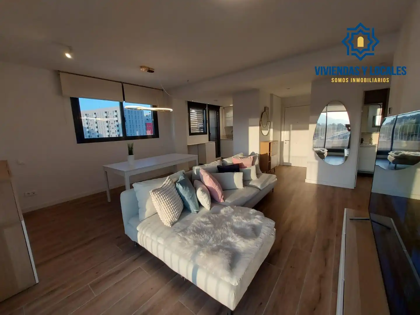 Flat for rent in Rosaleda - Juventud