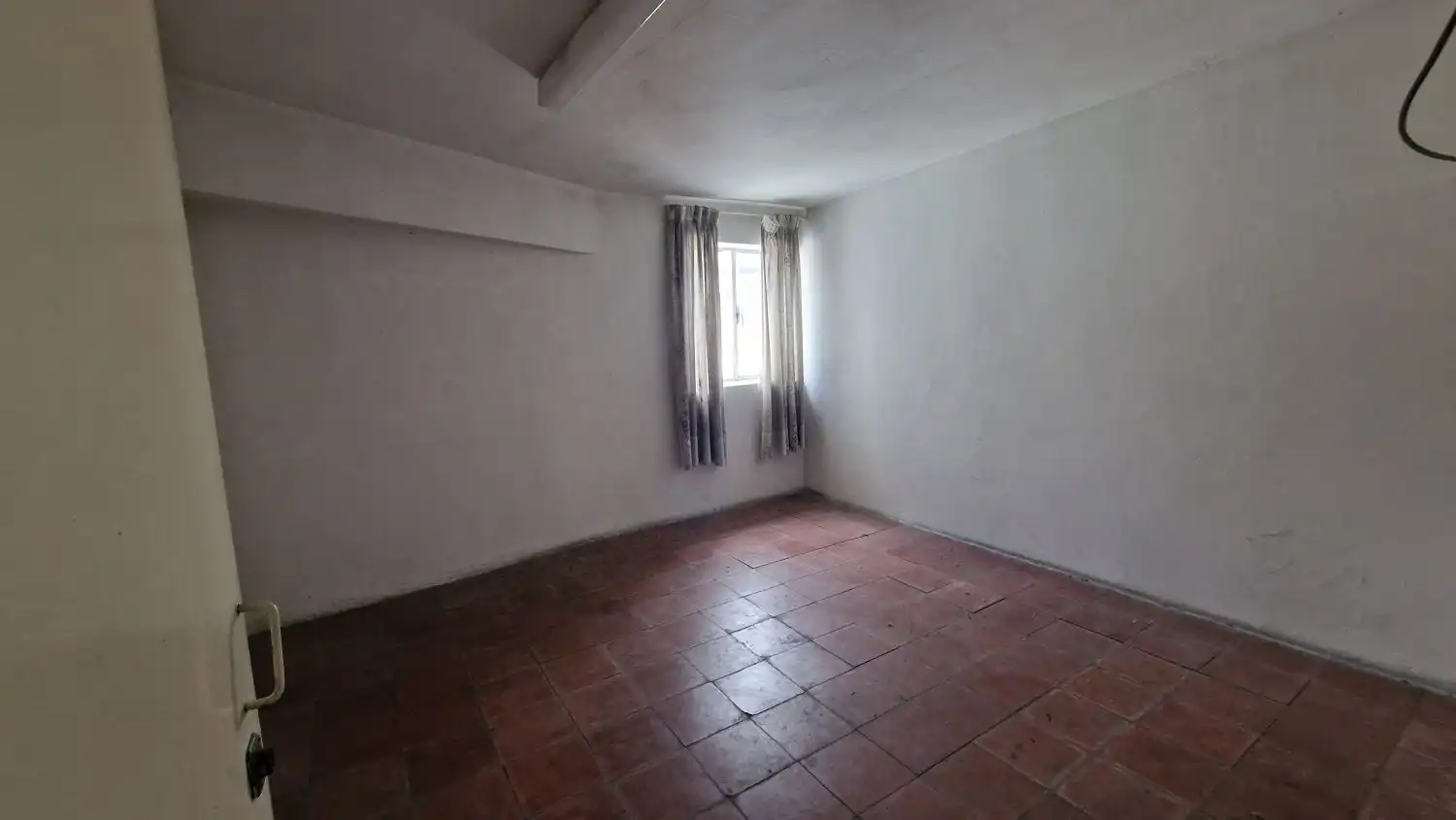 Storage room for sale in Torrelavega 