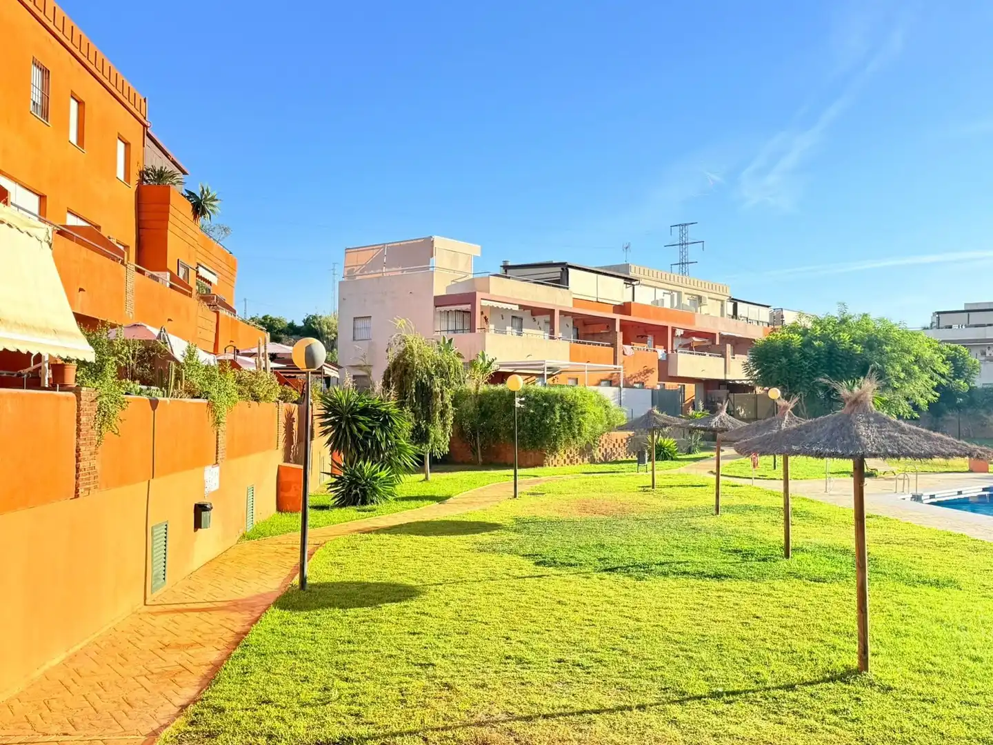 Penthouse with pool for sale in Amatista