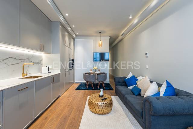 Apartamento en Alquiler en Carrer del Doctor Sumsi en Russafa