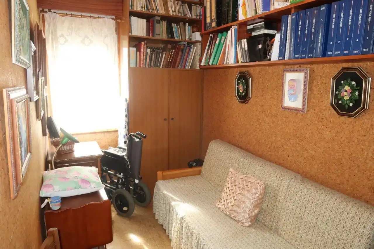 Living room of Flat for sale in A Coruña Capital   with Heating and Parquet flooring