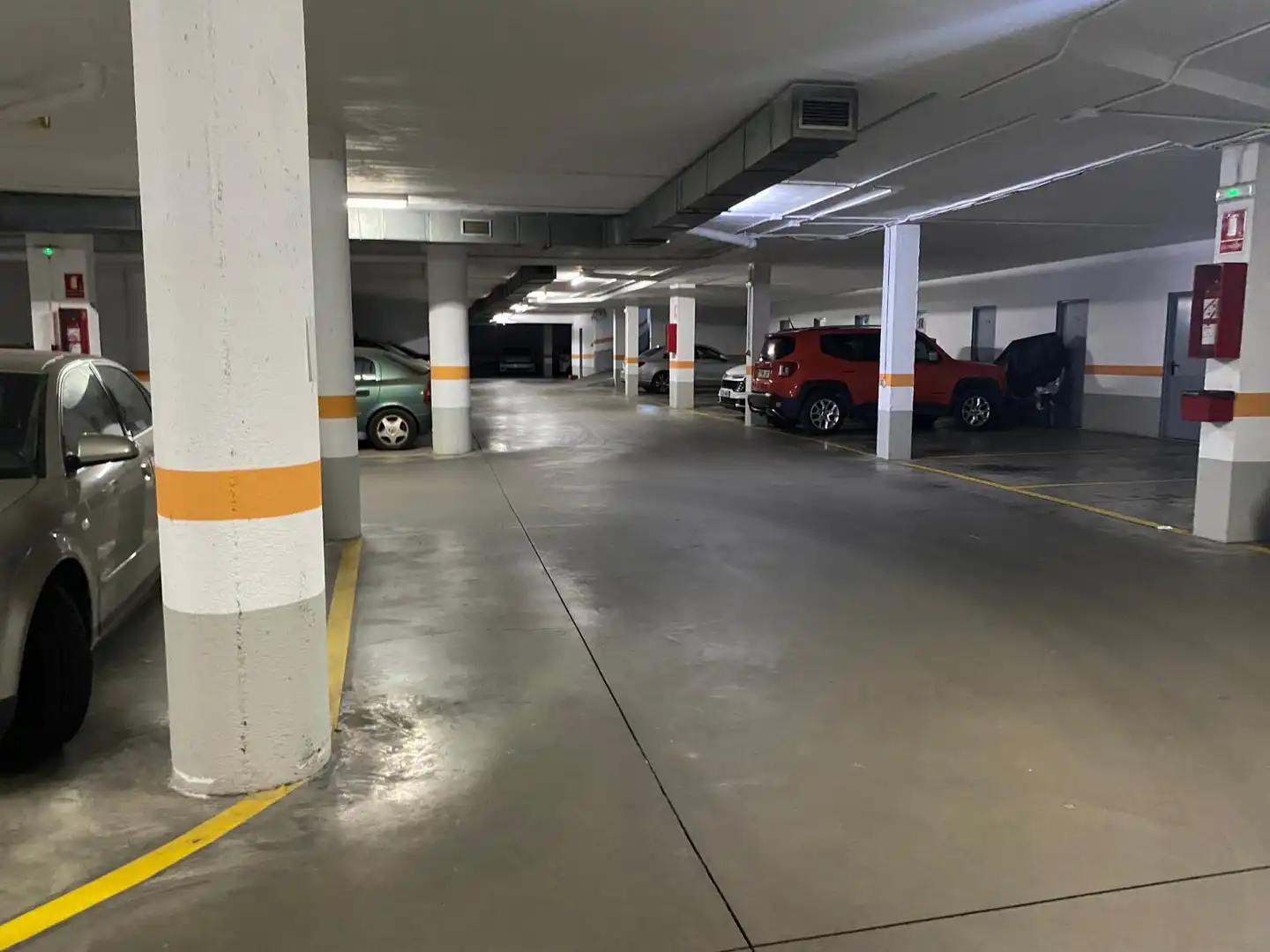 Parkplatz von Garage zum Verkauf in Córdoba