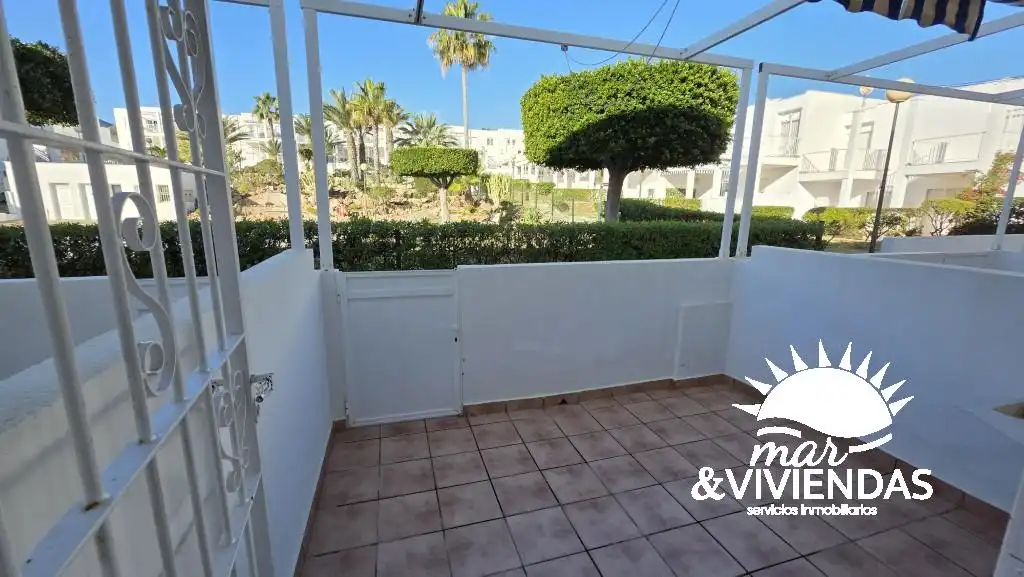 Vista exterior de Casa adosada en venta en Mojácar con Aire acondicionado, Calefacción y Jardín privado