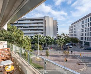 Vista exterior de Apartament en venda en  Barcelona Capital amb Balcó