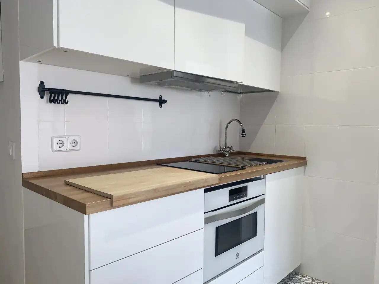 Kitchen of Flat for rent in Madrid  with Air Conditioner, Heating and Furnished