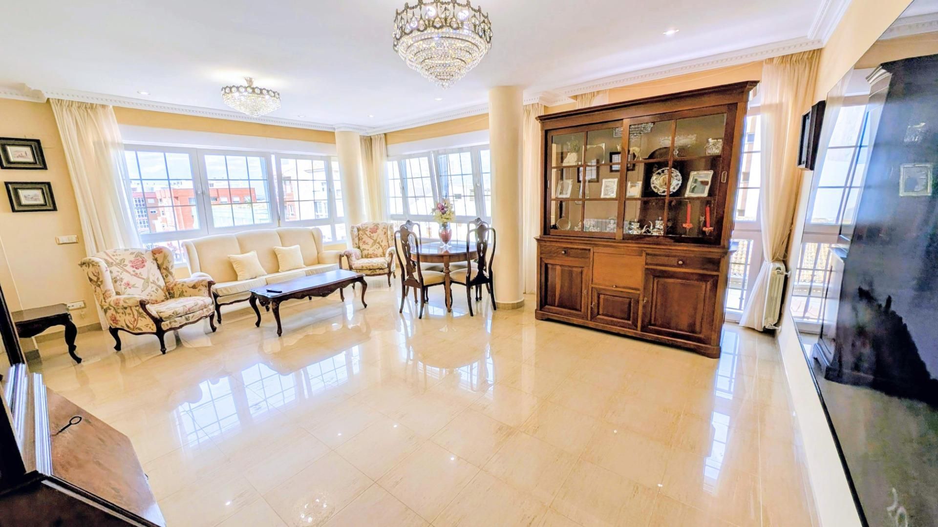 Living room of Flat for sale in La Unión  with Air Conditioner, Heating and Storage room