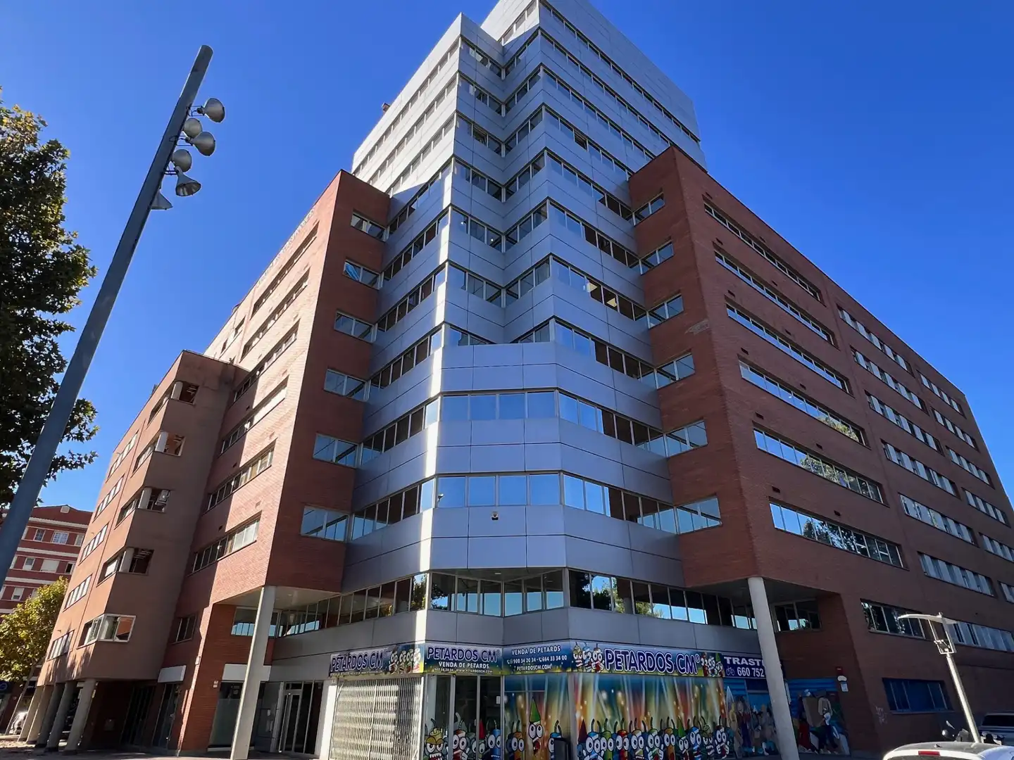 Außenansicht von Büro zur Miete in Mollet del Vallès