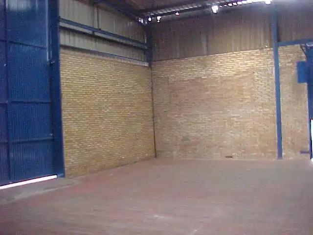Fabrikhallen zur Miete in Valencina de la Concepción
