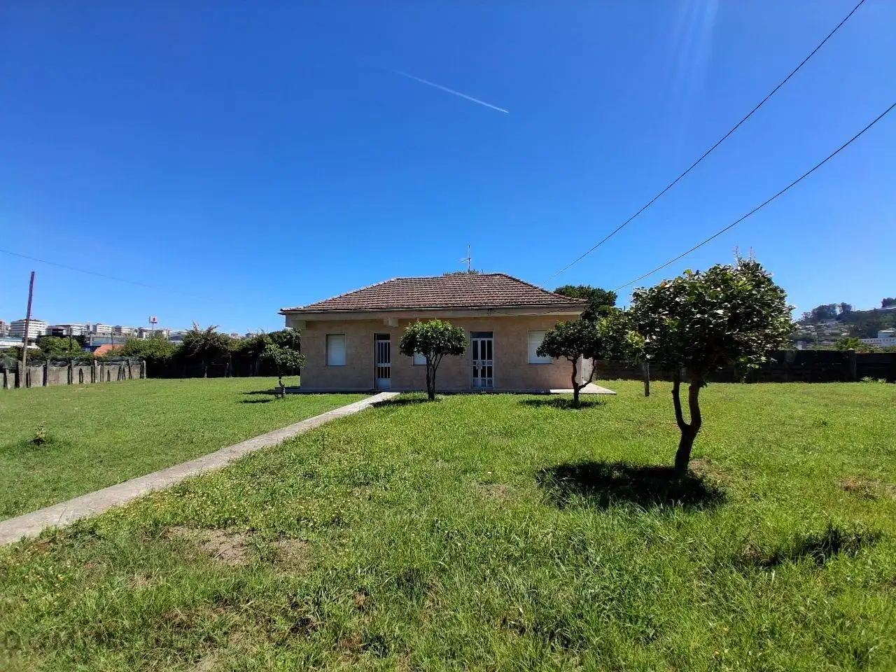 Vista exterior de Casa o chalet en venta en Vigo  con Calefacción y Jardín privado