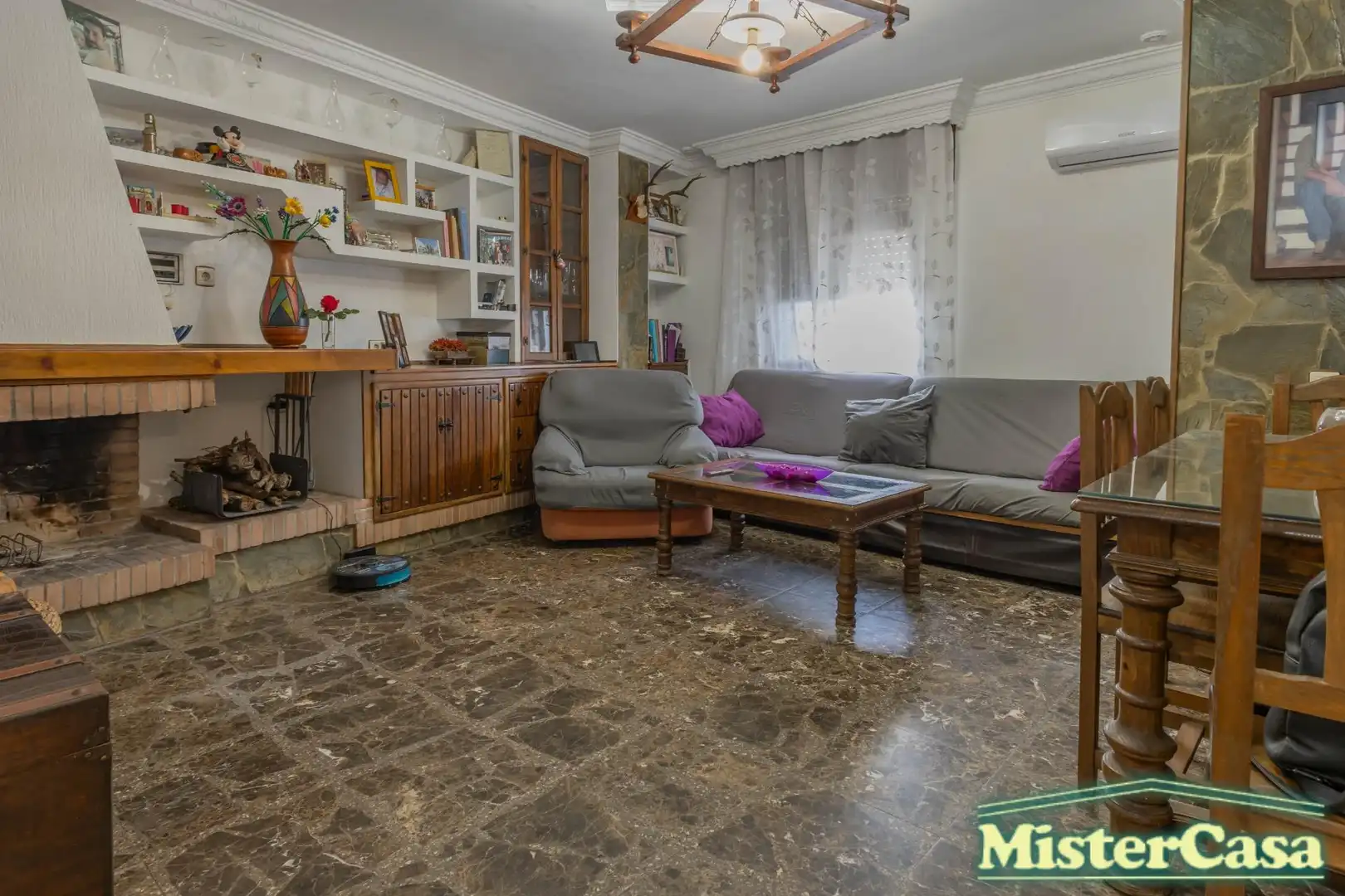 Living room of Houses for sale in Jerez de la Frontera  with Air Conditioner, Terrace and Storage room