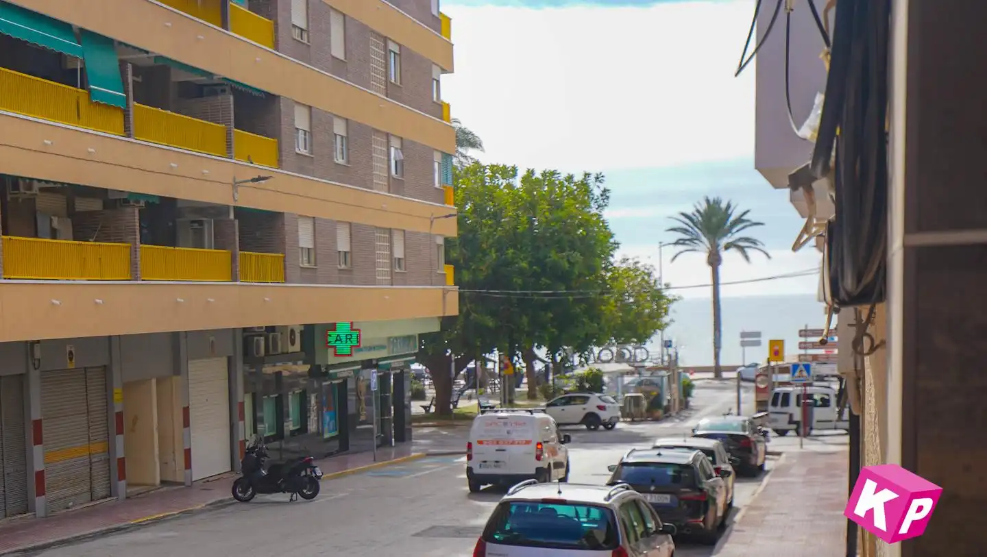 Vista exterior de Planta baja en venta en Santa Pola con Aire acondicionado y Trastero