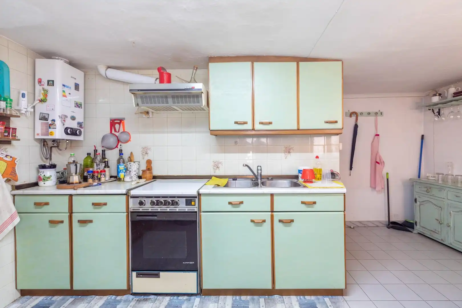 Cocina de Finca rústica en venta en Biescas con Calefacción y Jardín privado