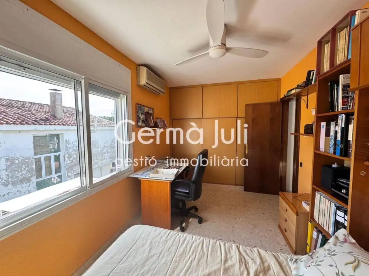 Bedroom of Houses for sale in Badalona  with Heating, Private garden and Terrace