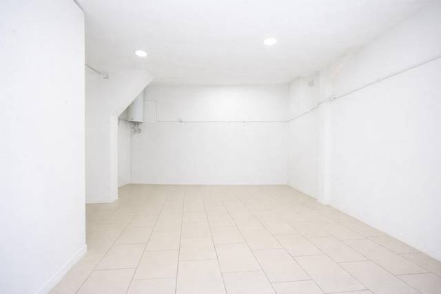 Local comercial en Venta en Avenida Avenida Cerro de Los Ángeles, 1 en Zofio