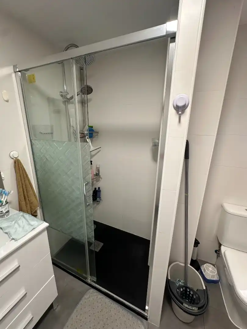 Badezimmer von Wohnung zur Miete in Cuenca mit Heizung, Terrasse und Möbliert