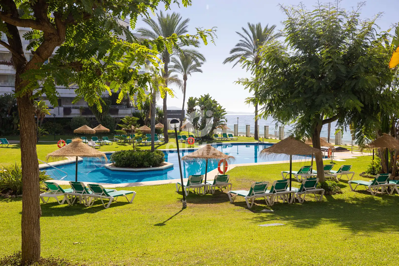 Jardí de Apartament en venda en Marbella amb Calefacció, Jardí privat i Traster