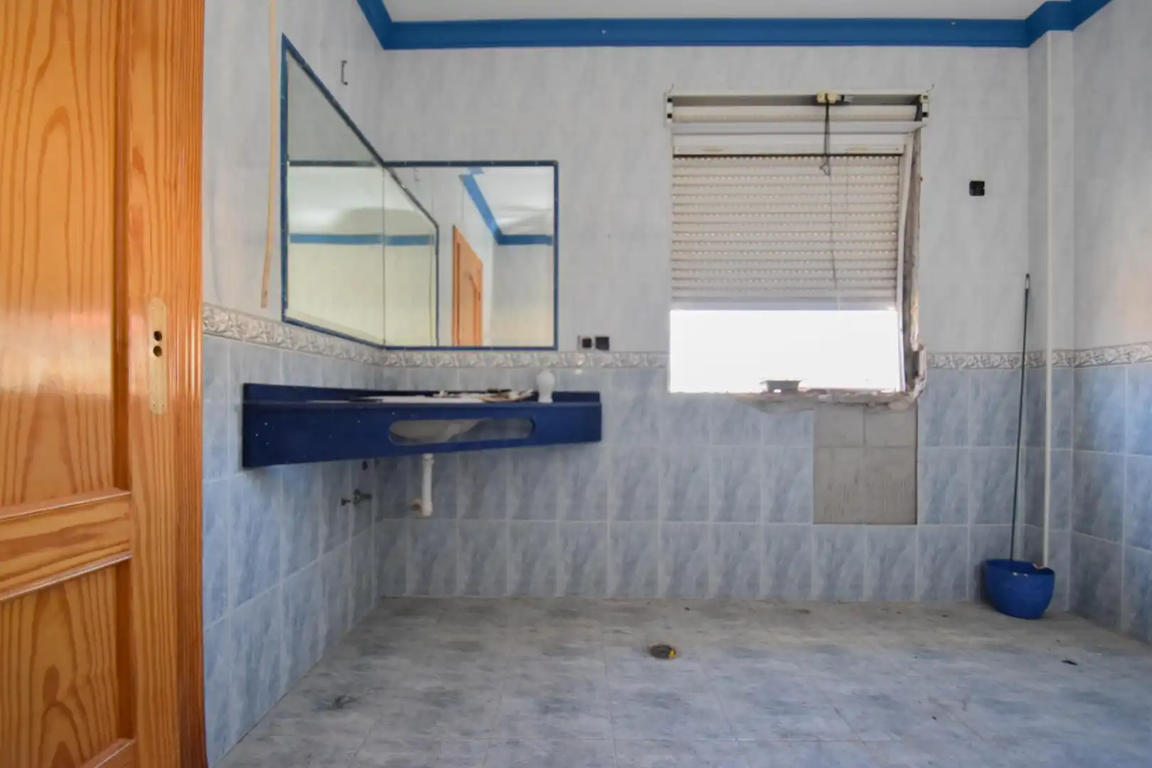 Bathroom of Houses for sale in Cijuela
