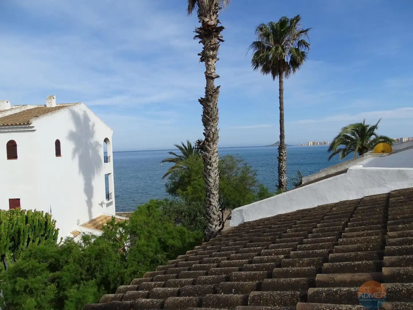 Exterior view of Duplexes for sale in La Manga del Mar Menor  with Terrace, Furnished and Community pool