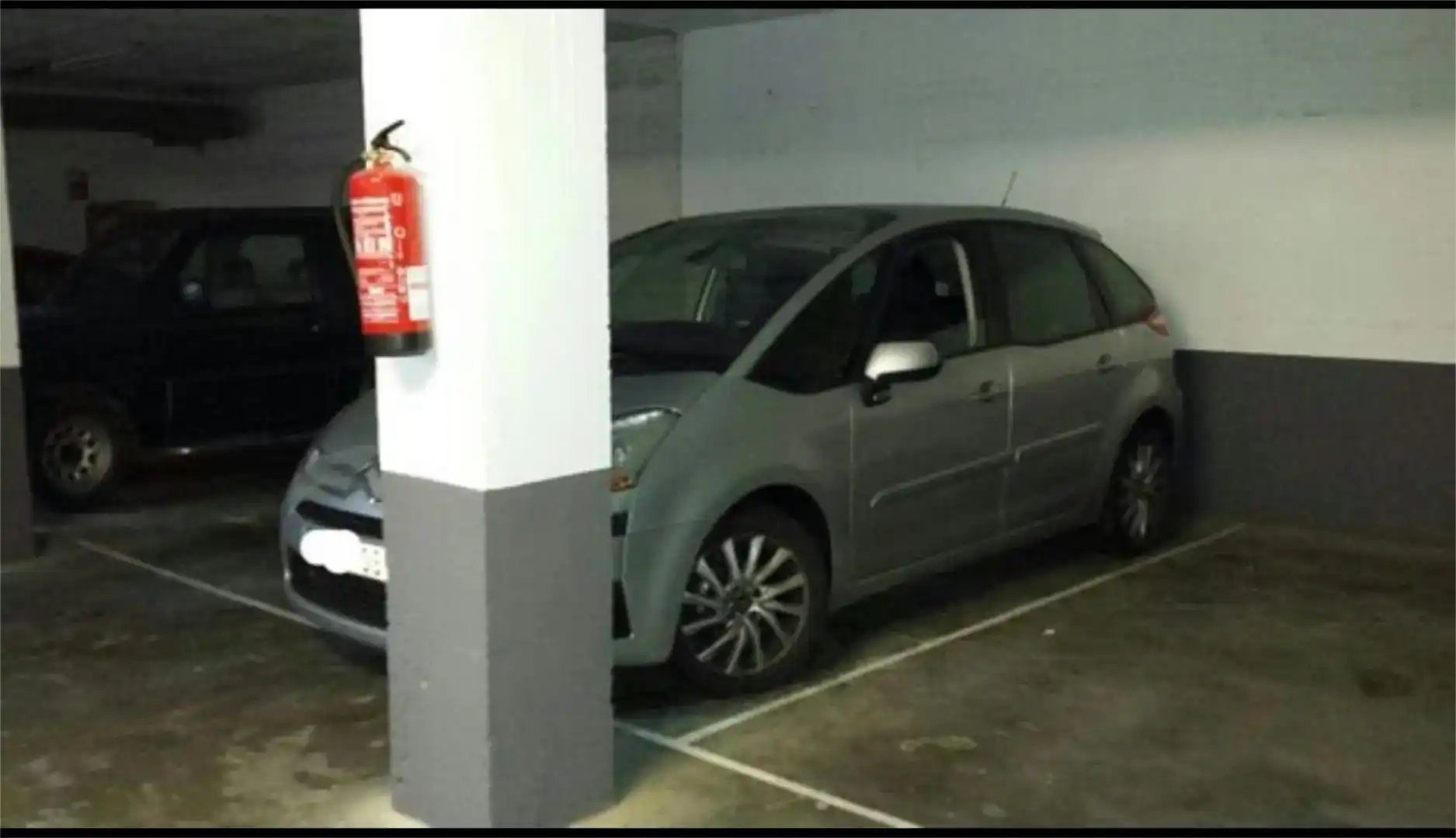 Parkplatz von Garage zur Miete in Nord 