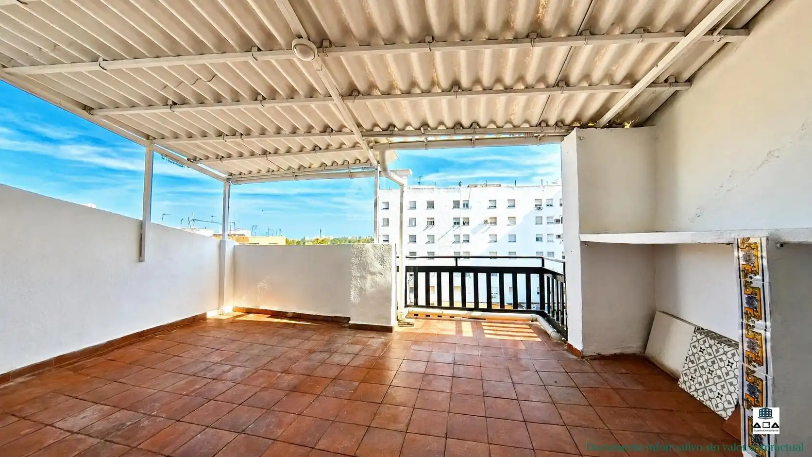 Ático en venta en Calle BERNAT GUILLEM D'ENTENÇA, El Puig