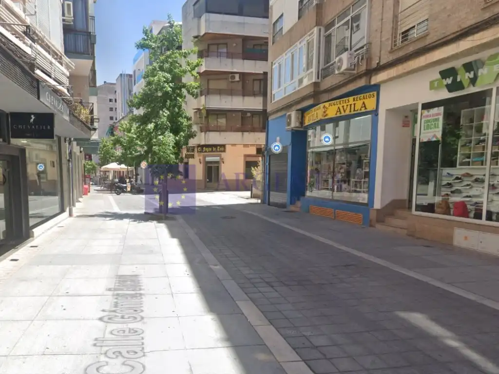 Local comercial en venda a Centro
