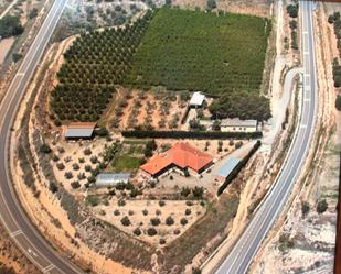 Vista exterior de Finca rústica en venda en Caspe amb Jardí privat, Terrassa i Moblat
