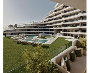 Vista exterior de Apartament en venda en San Miguel de Salinas amb Aire condicionat, Terrassa i Piscina