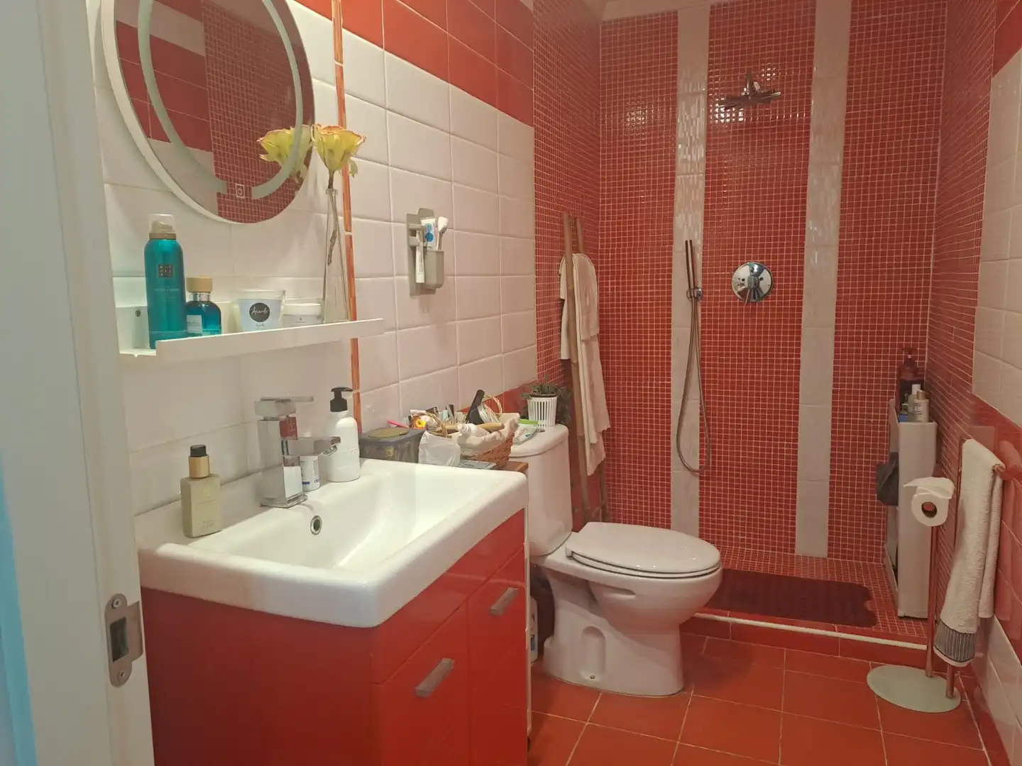 Baño de Casa o chalet en venta en Montserrat con Aire acondicionado, Calefacción y Jardín privado