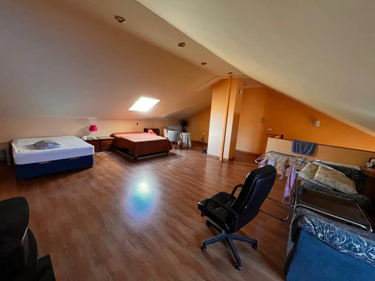 Casa adosada en venta en Pozuelo del Rey con Calefacción, Piscina y Amueblado