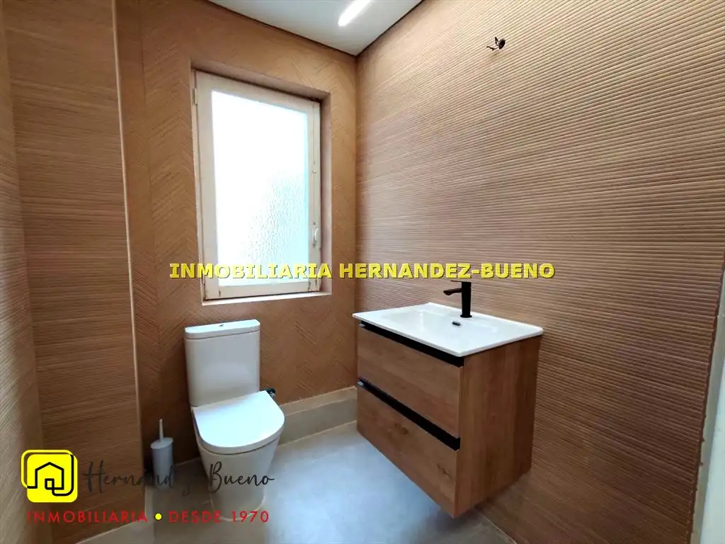 Geschaftsraum zur Miete in Salamanca, Salamanca